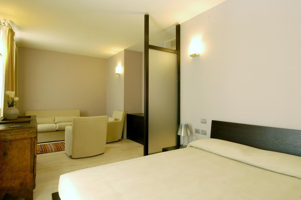 Albergo Grand Italia Quarona 객실 사진